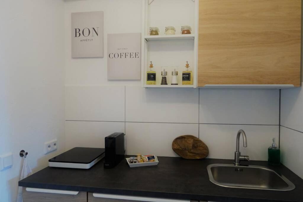 Modernes Apartment Mit Traumhaftem Blick Ins Gruene Braunlingen Luaran gambar